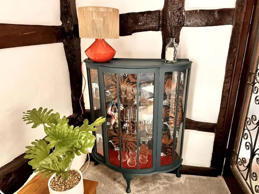 Holiday home Stylish Tudor Cottage & Hot Tub Coombe Hill
